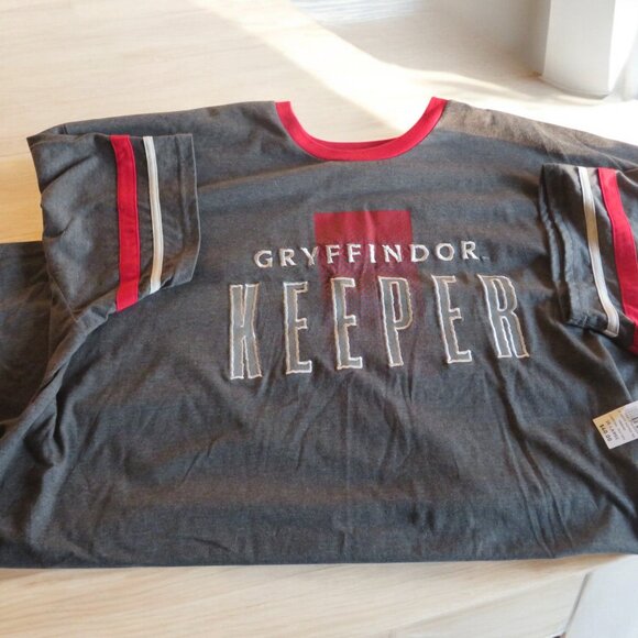 Wizarding World Harry Potter -Gryffindor Keeper - Gray T-Shirt - 3XL - NWT - Picture 3 of 8